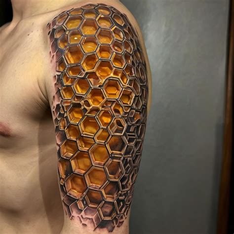 Honeycomb Tattoos: Meaning, Significance and Symbolism(112 Designs) in ...