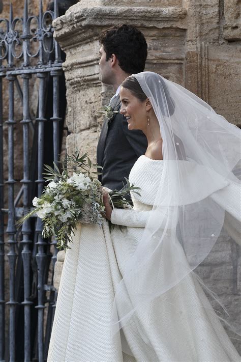 Lady Charlotte Wellesley's Royal Wedding Pictures | PS Celebrity