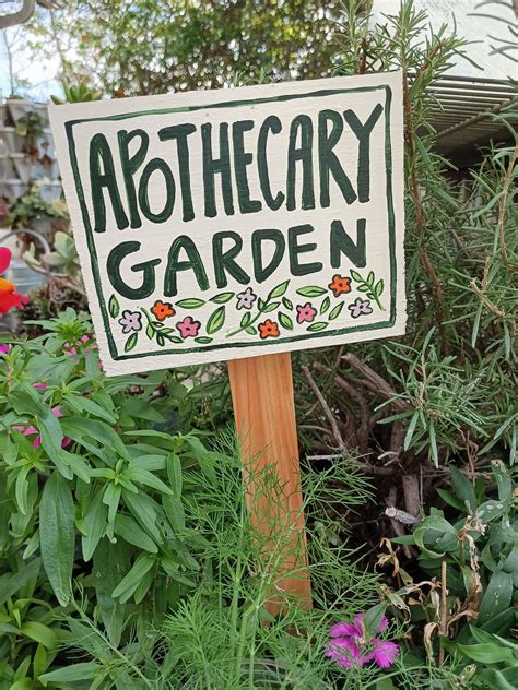 Apothecary Garden Sign Herbal Medicine Gardener Gift Healthy Living ...