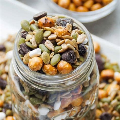 Nut Free Trail Mix for Kids | Carrots & Cookies