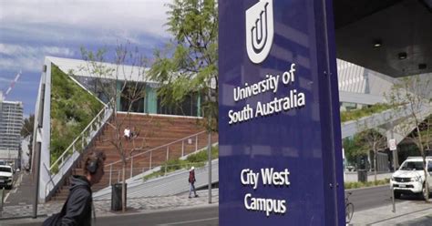 2021年澳大利亚留学名校介绍：南澳大学 - 山东领创教育集团