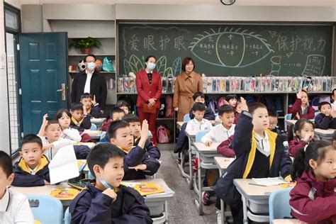 农村寄宿小学 近千人培养就餐不说话-新闻中心-温州网