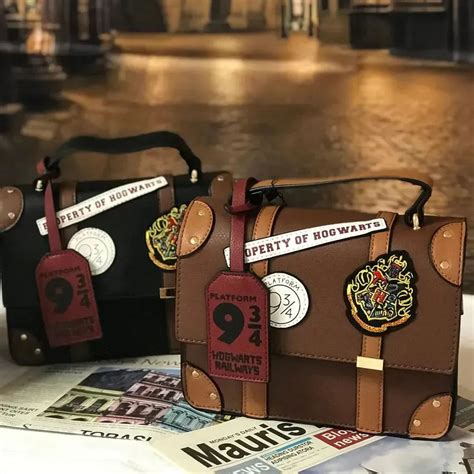 Hogwarts Scroll Wizardry Walk Bag