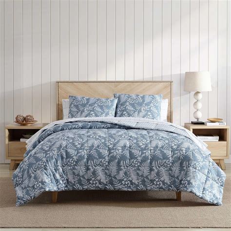 Amazon.com: Eddie Bauer - Queen Comforter Set, Soft Reversible Bedding ...