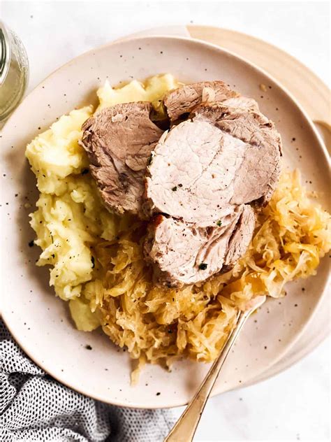 How To Cook Pork And Sauerkraut In The Oven