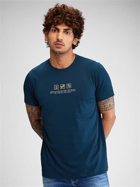 Spykar Men Solid Blue Slim Fit Half Sleeves T-Shirt