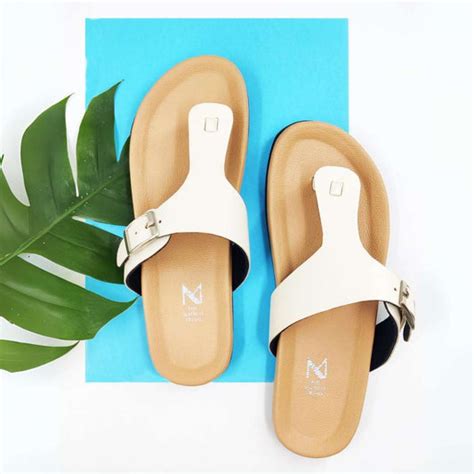 Flats – The Madras Trunk