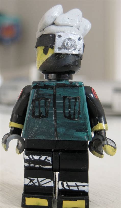 How to Build LEGO Kakashi 的图像结果