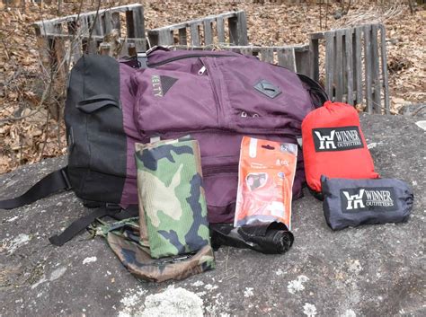 136 Bug Out Bag Essentials (+ PDF Checklist)