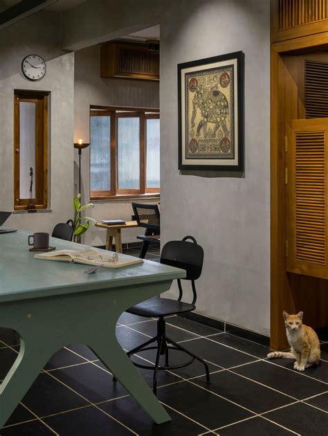 Office in Pune: A 980-square-foot dated apartment-turned-studio thrives ...