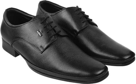 Metro Shoes - Buy Metro Shoes online at Best Prices in India | Flipkart.com