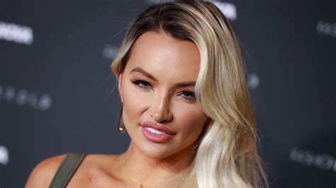 Lindsey Pelas's Instagram, Twitter & Facebook on IDCrawl