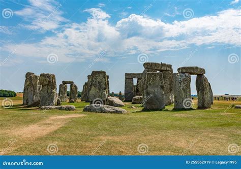 Stonehenge and the Prehistoric Stones Editorial Stock Image - Image of myth, england: 255562919