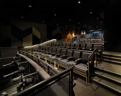 Paradise Theatre - Movie Theater in Toronto, Canada