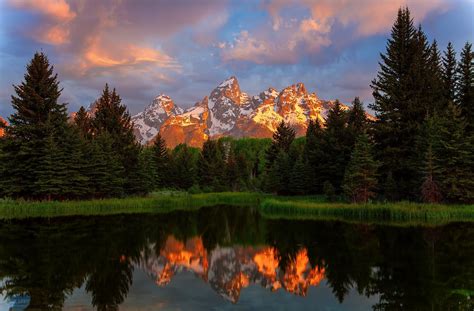 Grand Teton Sunrise Reflection – Wyoming’s Majestic Mountain Serenity