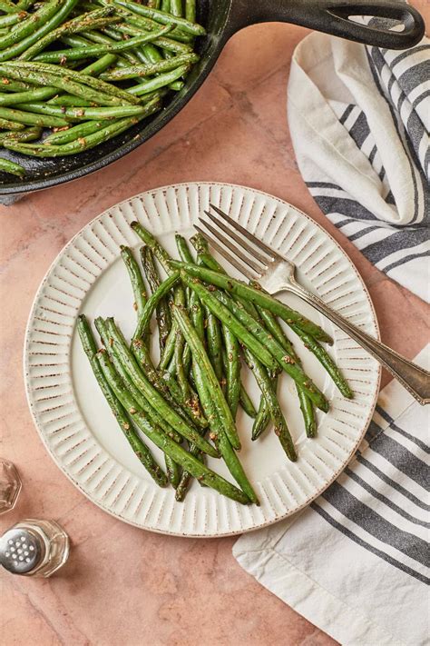 Skillet Green Beans - Simply Whisked