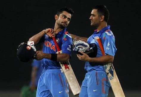 MS Dhoni and Virat Kohli Have Utmost Respect for Each Other, Says Ravi ...