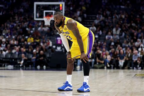 LeBron James Breaks NBA Record for Most Career Minutes - Newsweek