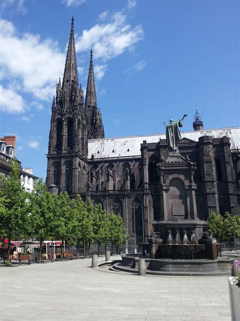 Cathédrale Clermont Ferrand | Auvergne, Auvergne france, Puy de dome