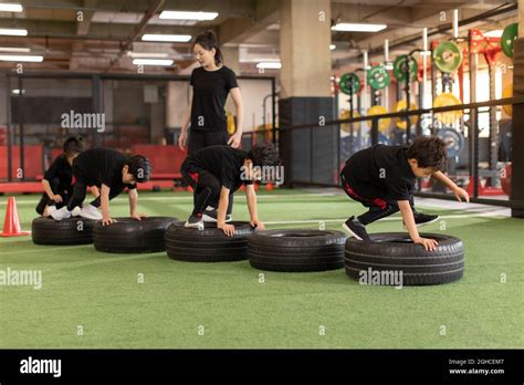 Children Exercise Class 的图像结果