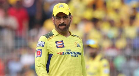 MS Dhoni faces defamation suit for contract breach, know more