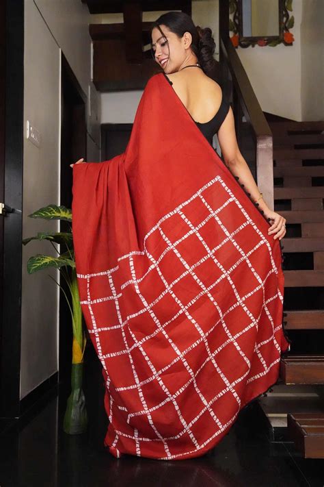 Burgundy hand block mul mul cotton wrap in 1 minute saree with pom pom ...