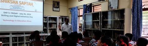 Library Kendriya Vidyalaya Kanjikode - School Library, India