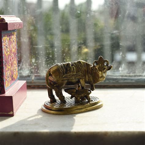 Kamdhenu Cow With Calf Idol | Cow And Calf Statue Online - eCraftIndia ...