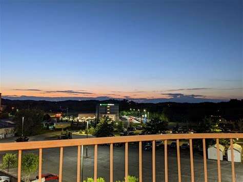 RIVER BEND INN (Pigeon Forge) - Hotel Reviews, Photos, Rate Comparison ...