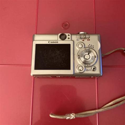 Canon PowerShot ELPH SD400-SILVER-5.0 MP-ULTRA... - Depop