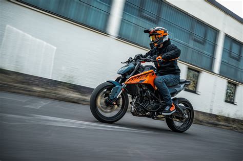 KTM 125 Duke - Alle technischen Daten zum Modell 125 Duke von KTM