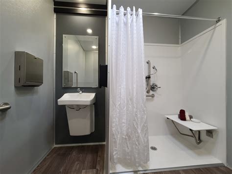 Restroom 的图像结果