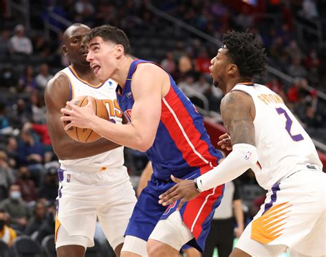 Detroit Pistons' Cade Cunningham ejected in blowout vs. Suns