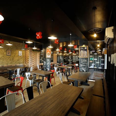 THE 10 BEST Restaurants Near Cannanore Lighthouse, Kannur