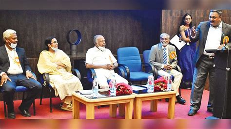 Over 900 research posters displayed at ‘STAR Summit’