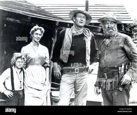 Hondo 1952 lee aaker hi-res stock photography and images - Alamy
