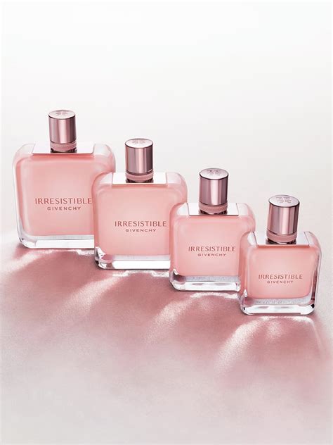 Eau de parfum Rose Velvet - IRRESISTIBLE | Givenchy Beauty