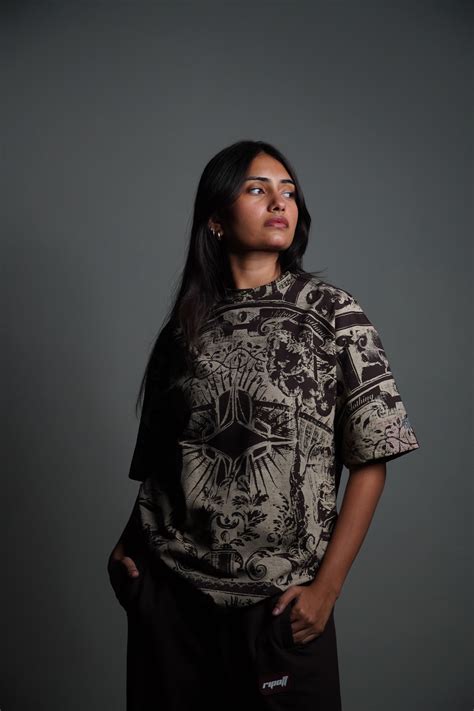Sanctum tee – Ripoff