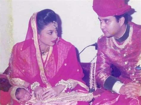 Jyotiraditya Scindia lost his heart to Priyadarshini Raje at first ...