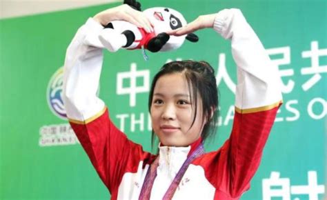 以杨倩为代表的奥运健儿们，让中国年轻一代女性力量闪闪发光_东方体育