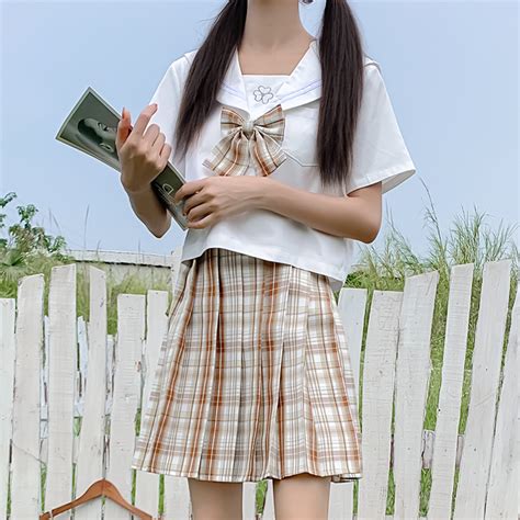 Đồng phục học sinh Nhật Bản vô cùng độc đáo chỉ cần “nhìn là mê” - Oanhthai