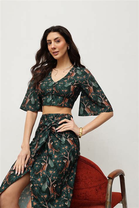 House of W: Premier Indian Clothing for Men & Women | Shop Now