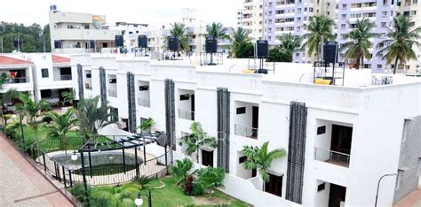 Vineyard Chrysolite Kalyan Nagar - Without Brokerage Semi-furnished 3 ...
