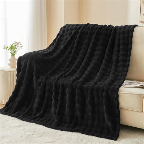 Amazon.com: NEWCOSPLAY Throw Blanket for Couch Black Super Soft Flannel ...