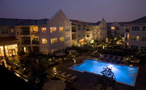 Avalon Rockville Centre | AvalonBay Communities