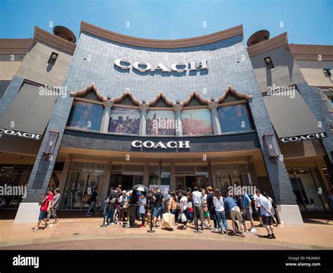 Coach outlet store hi-res stock photography and images - Alamy