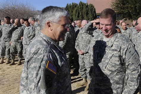 CSA visits Army points throughout Texas | Article | The United States Army