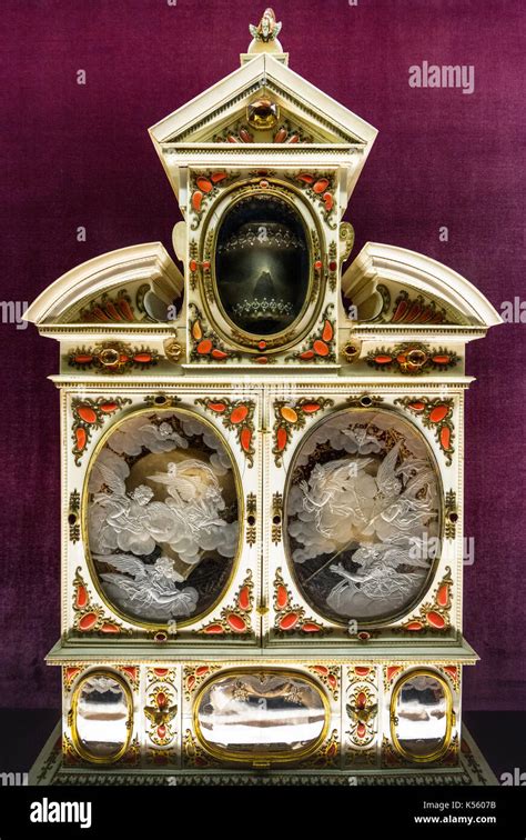 Holy Relics 的图像结果