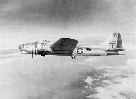 44-6379 | B-17 Bomber Flying Fortress – The Queen Of The Skies