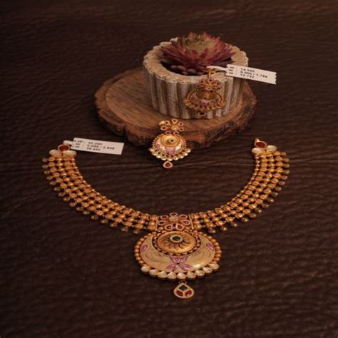 Coin Necklace Sets Manufacturer & Supplier from Surat India